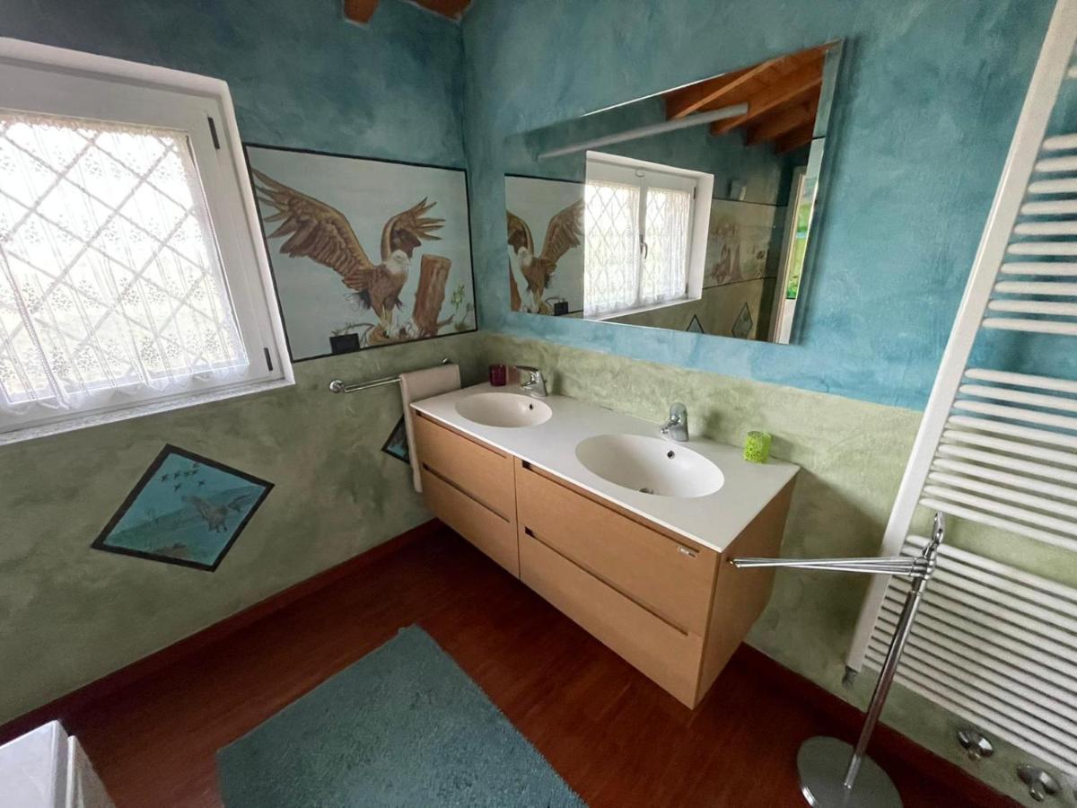 Lussuosa Villa Vicino Alla Stazione Caronno Pertusella Zewnętrze zdjęcie